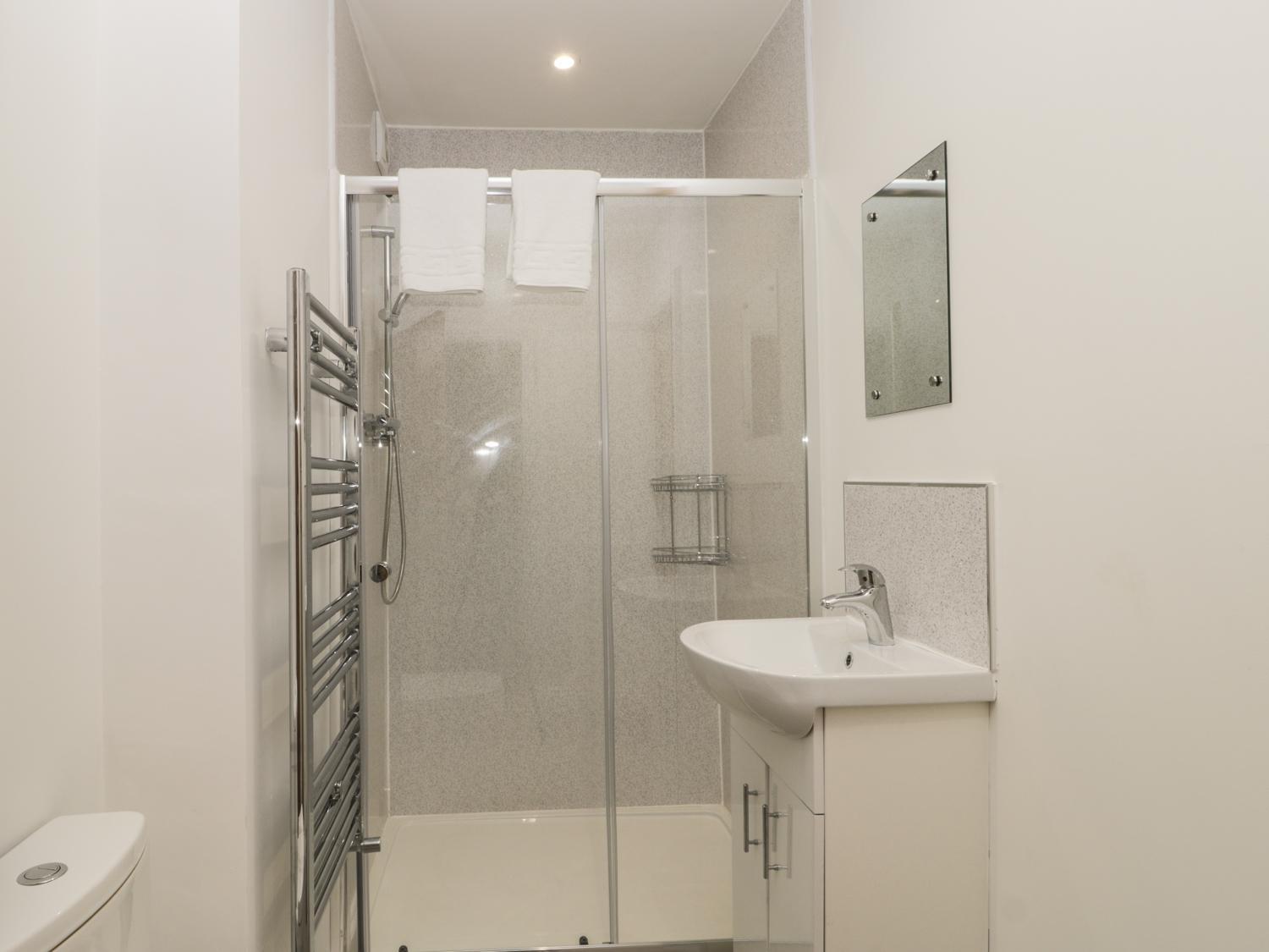 Lavender House Villa Уитби Екстериор снимка