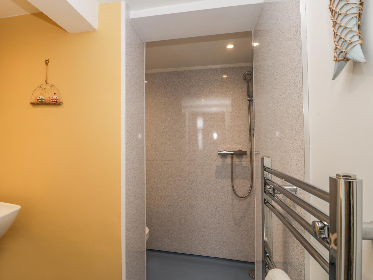 Lavender House Villa Уитби Екстериор снимка